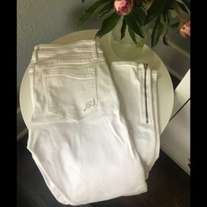 Express White Denim Ankle Zip Jeans